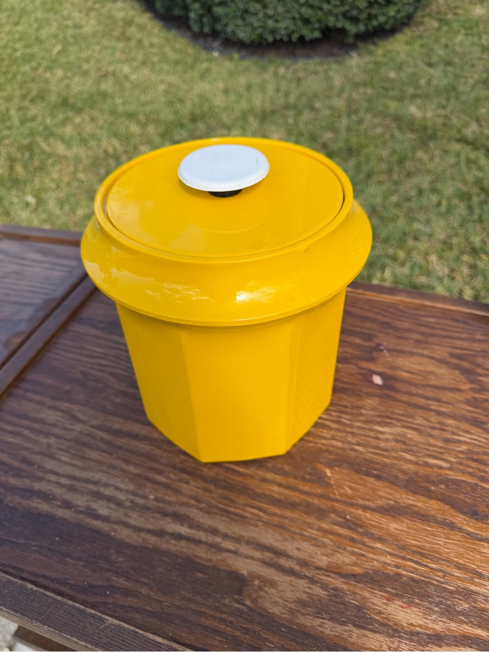 Vintage 1970’s Vibrant Yellow Ice Bucket Bar